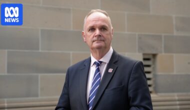 Australian War Memorial display on Ben Roberts-Smith altered as refurbished sections unveiled