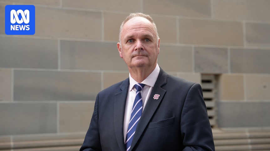 Australian War Memorial display on Ben Roberts-Smith altered as refurbished sections unveiled