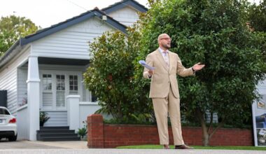 Young family beats out downsizer to land keys to $1m Brunswick East home