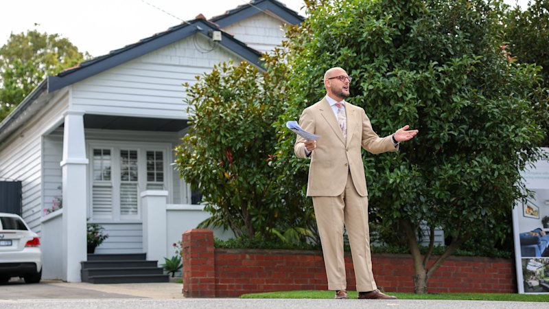 Young family beats out downsizer to land keys to $1m Brunswick East home