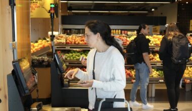 Here’s how Canadian households can recession-proof finances as economic uncertainty climbs