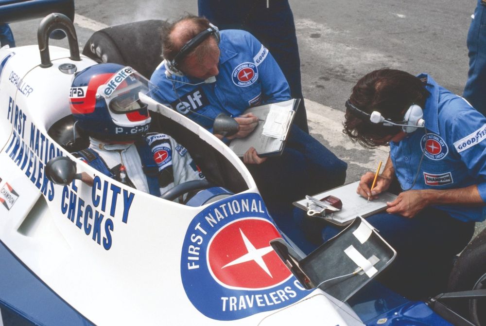 Foremost of the 008’s 
innovations was the pioneering use of data-logging technology 