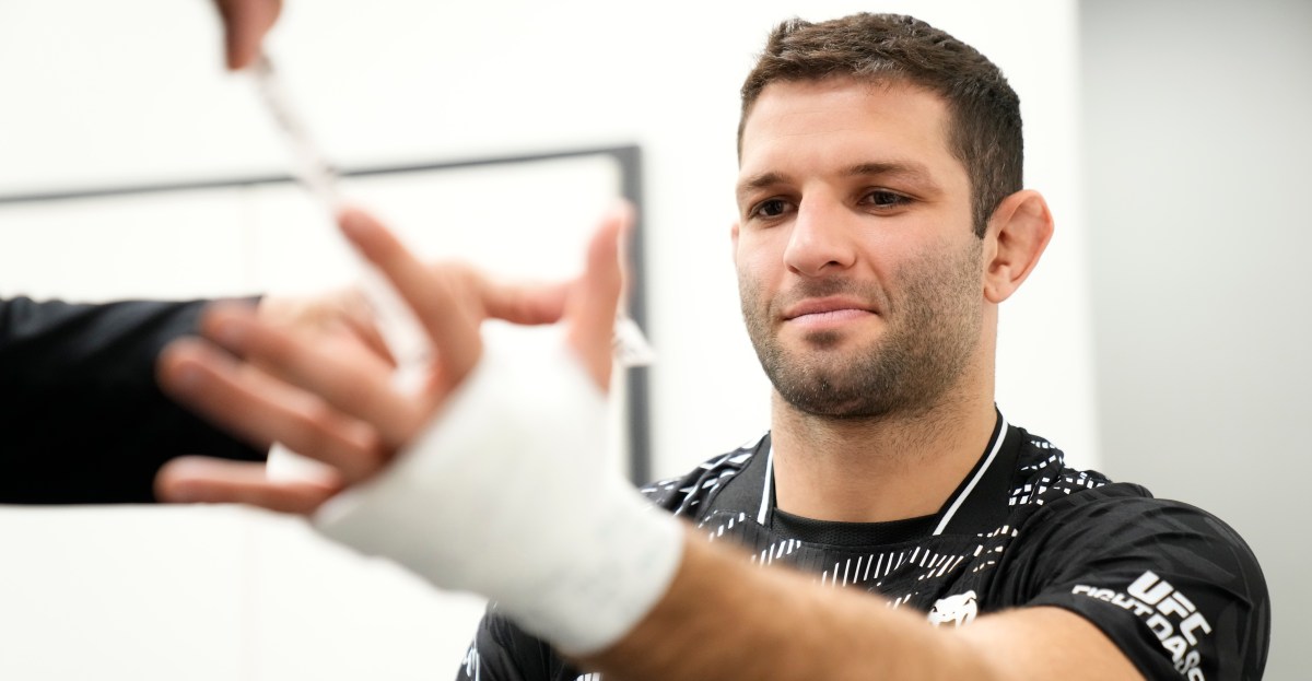 Thiago Moises draws inspiration from Charles Oliveira ahead of UFC Winnipeg: ‘I have everything it takes to win the UFC belt’