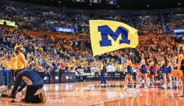 Michigan Basketball Roster Tracker: Who’s staying, who’s leaving