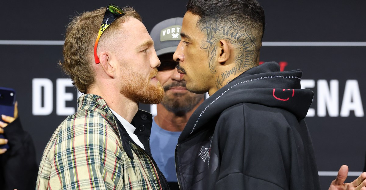 Staredowns! Prates and Della Maddalena go hard during UFC Perth faceoff