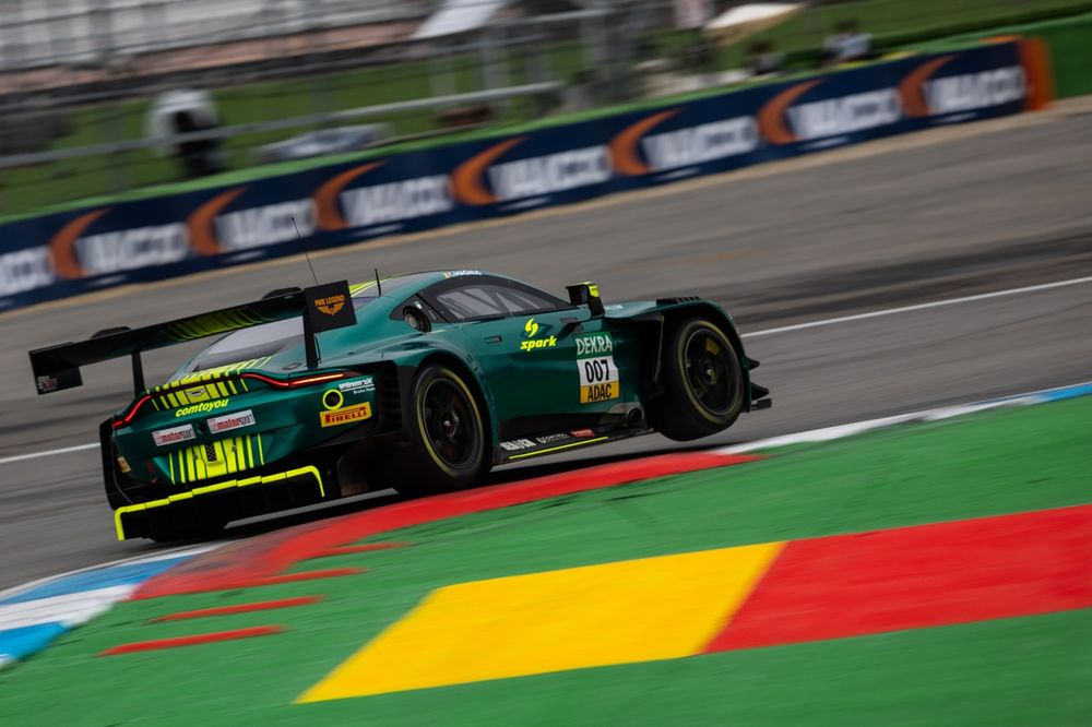 Gilles Magnus, Comtoyou Racing Aston Martin Vantage GT3