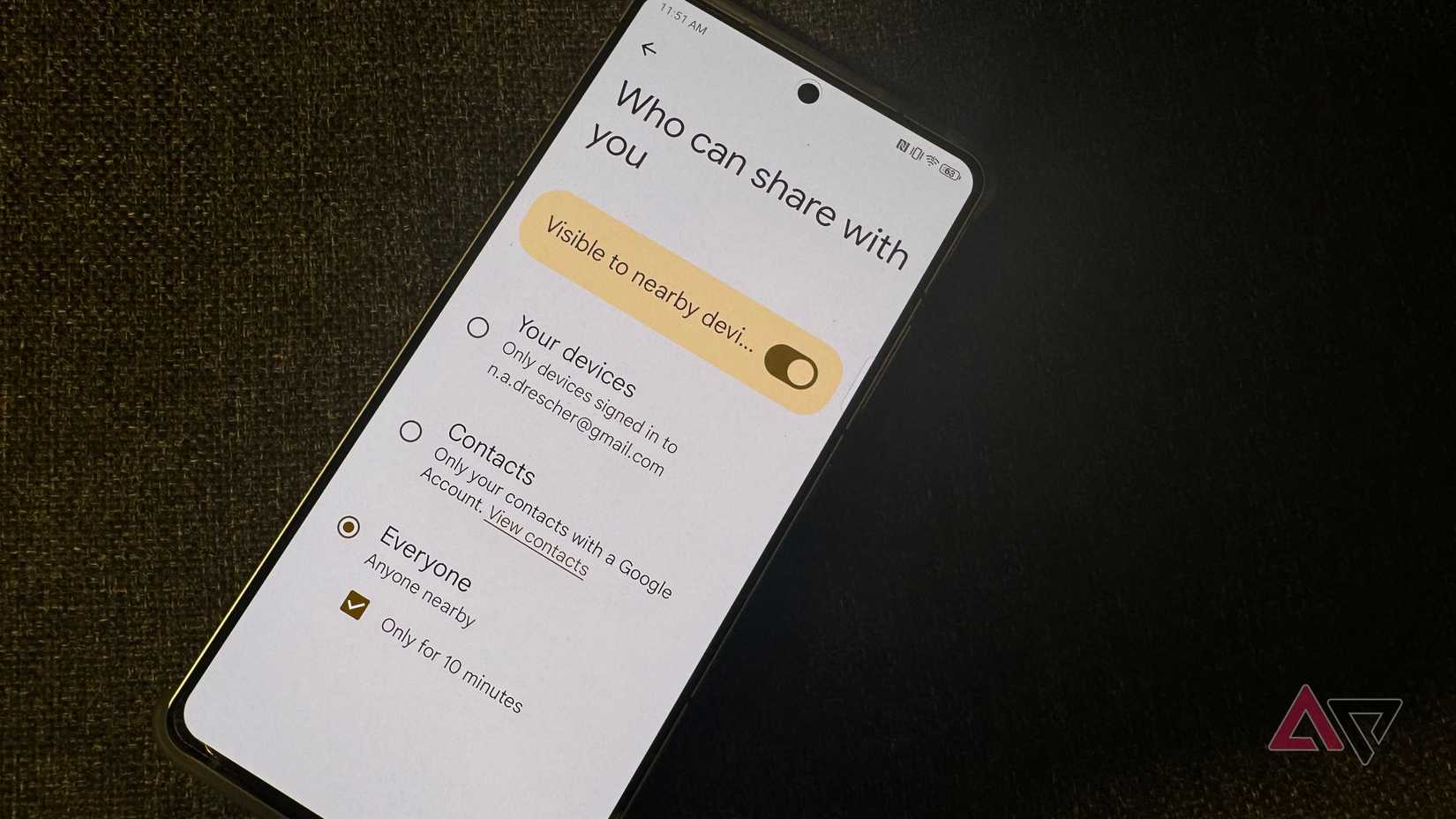 The Google Quick Share visibility menu on an Android device with a black background.