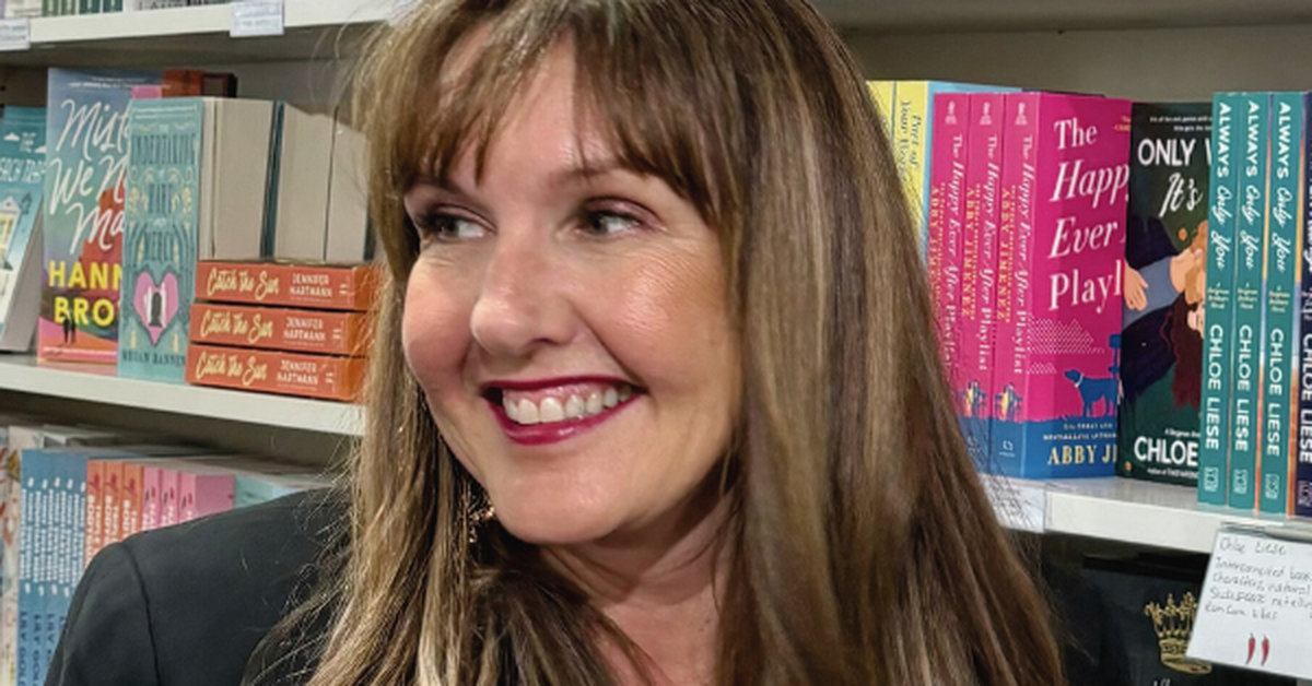 Erotic Fiction Author career: T L Swan explains what it's really like to work in the erotic fiction industry | Exclusive Interview