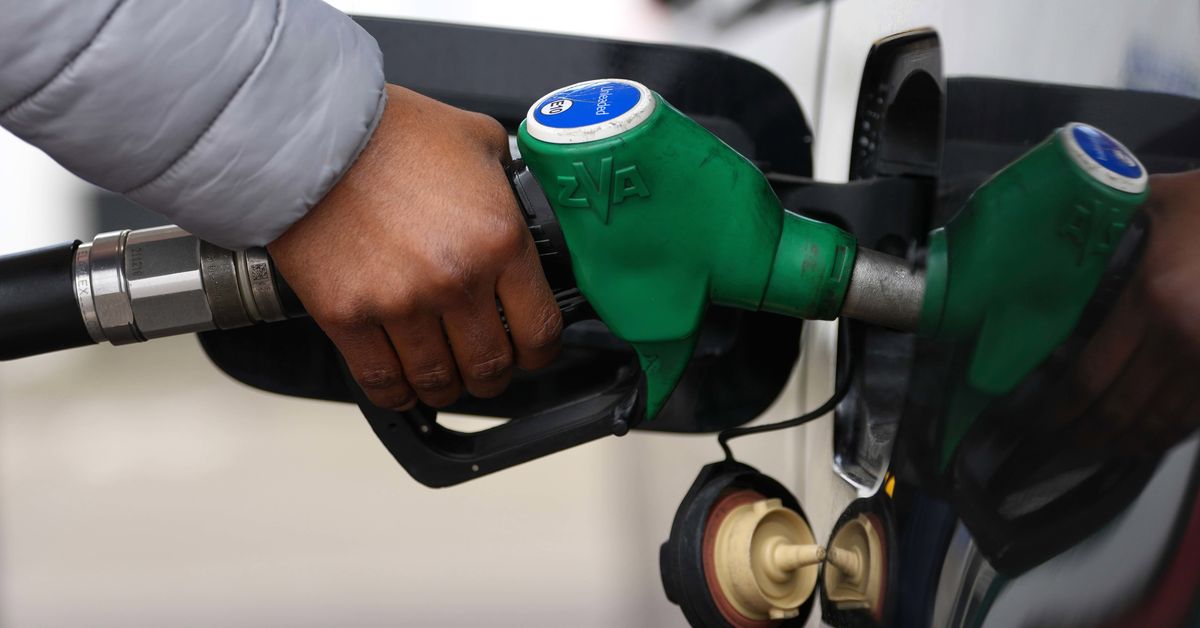 Loans for electric cars surge 90 percent in one month amid fuel crisis