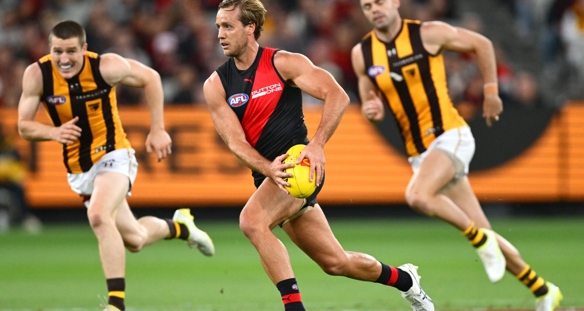 Who to buy and sell ahead of R4