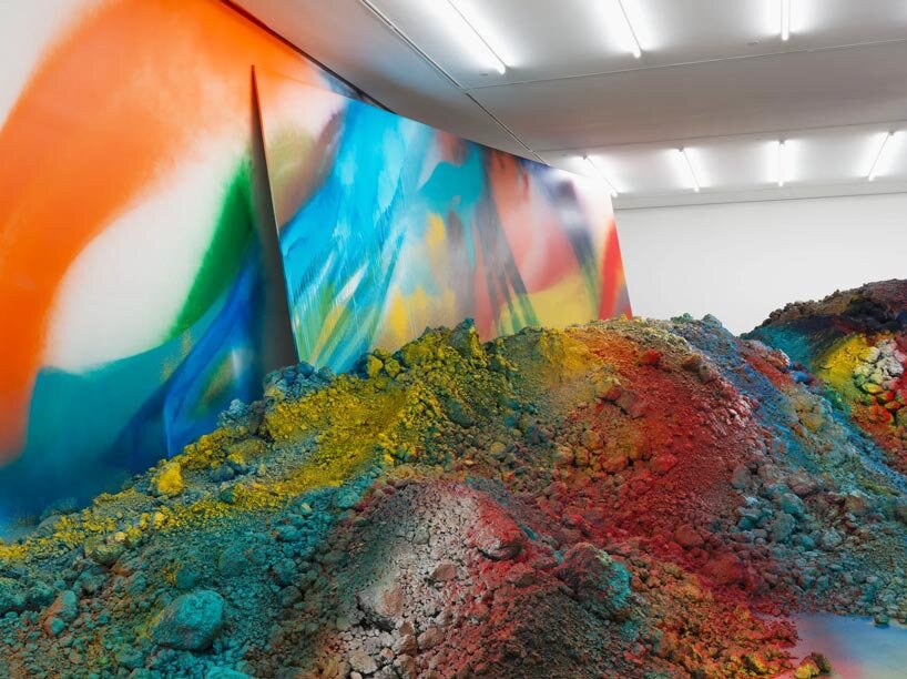 paint unfolds across earth, canvas, and space in katharina grosse’s london exhibition - 1