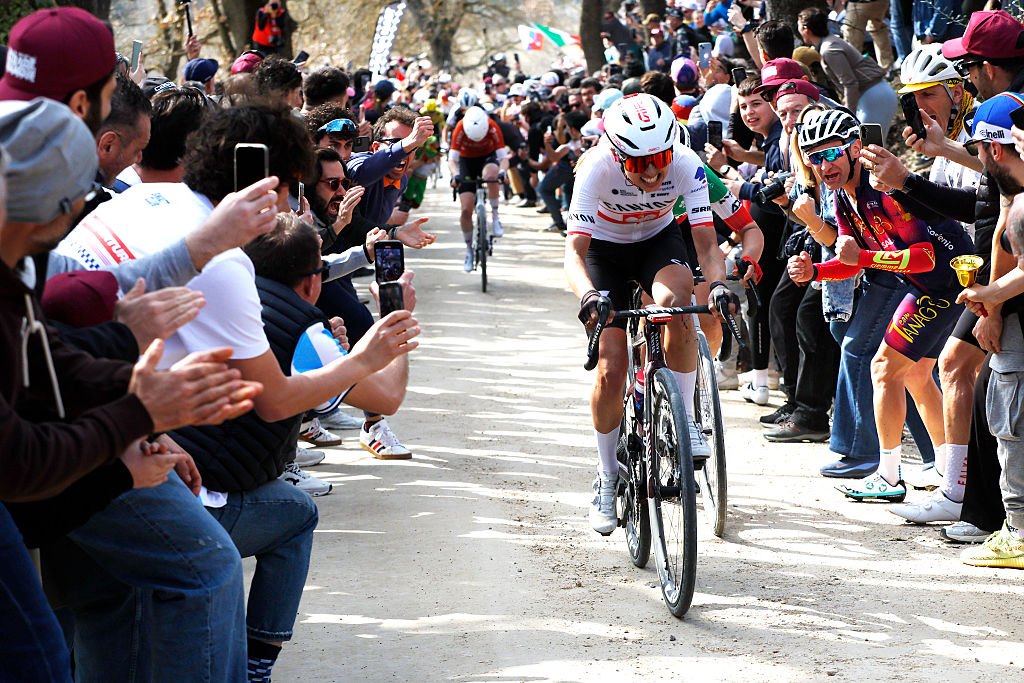SIENA, ITALY - MARCH 07: Kasia Niewiadoma of Poland and Team CANYON//SRAM zondacrypto competes during to the 12th Strade Bianche Donne 2026 a 133km one day race from Siena to Siena / #UCIWWT / on March 07, 2026 in Siena, Italy. (Photo by Massimo Fulgenzi - Pool/Getty Images)