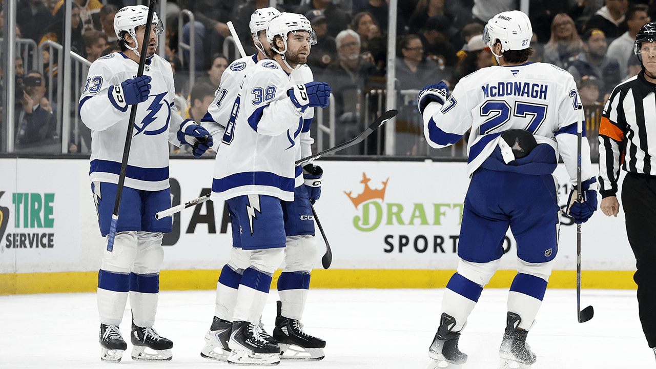 Hagel ties the game | NHL.com