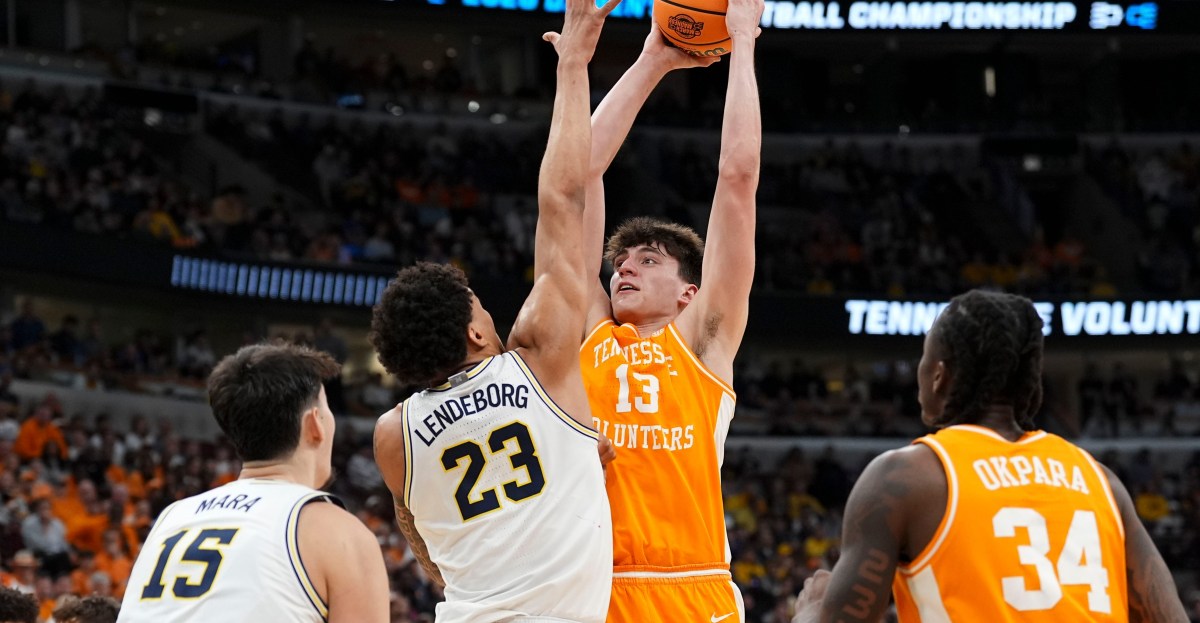 Michigan Basketball gets 1st transfer portal commitment this offseason