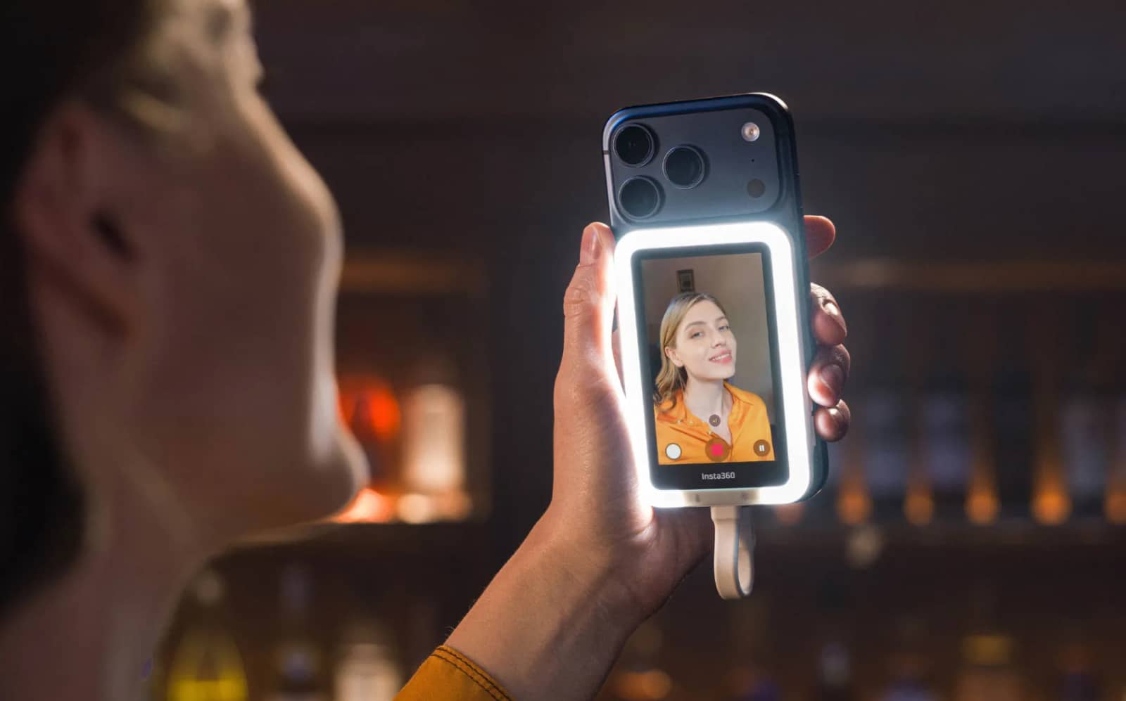 Insta360 answers content creators with selfie screen – Pickr