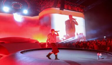 Justin Bieber Serenades Billie Eilish During Coachella Weekend 2 Set