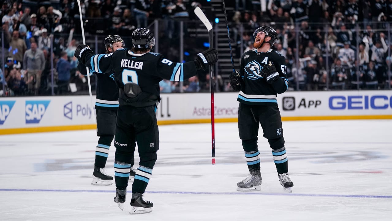Crouse scores twice, Mammoth defeat Golden Knights in Game 3 of West 1st Round