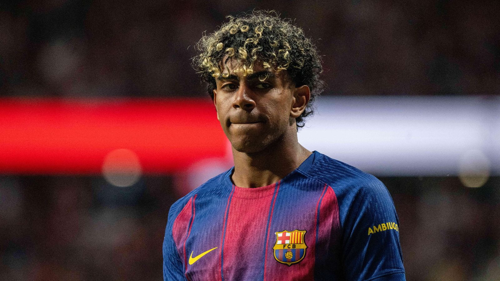 Yamal sends Atletico defender for a bocadillo with outrageous skill