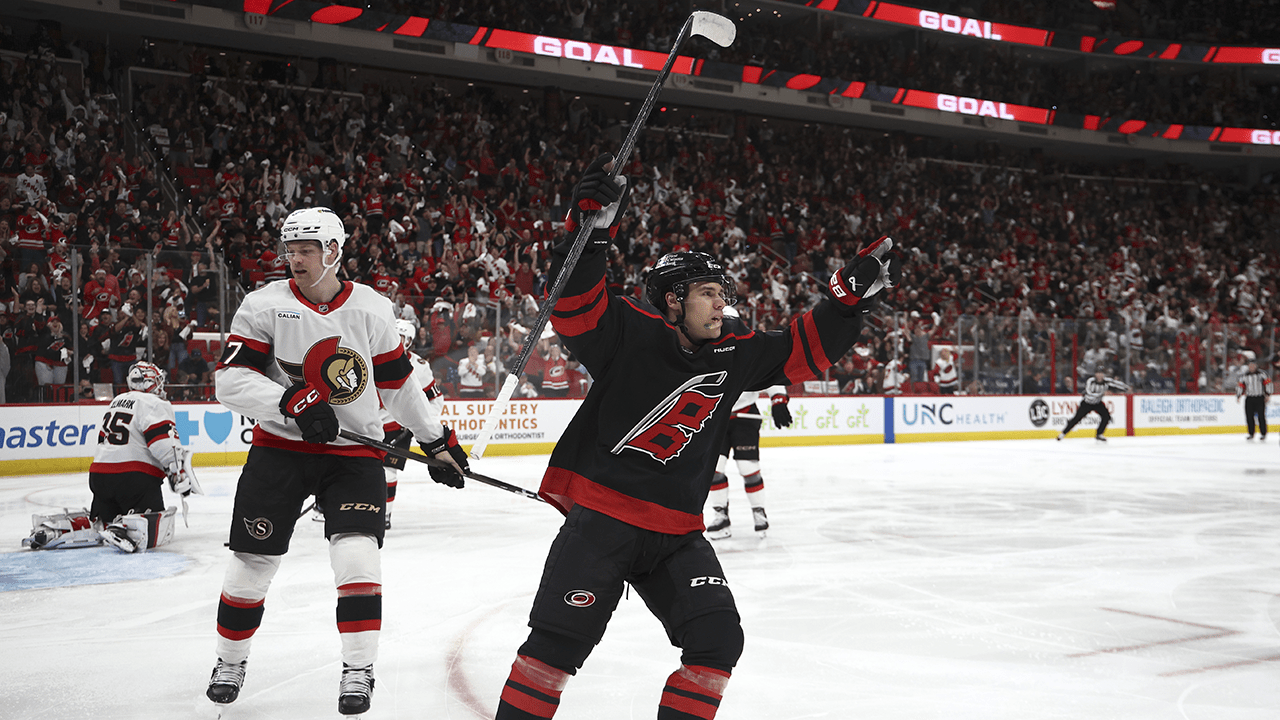 Stankoven breaks the ice | NHL.com