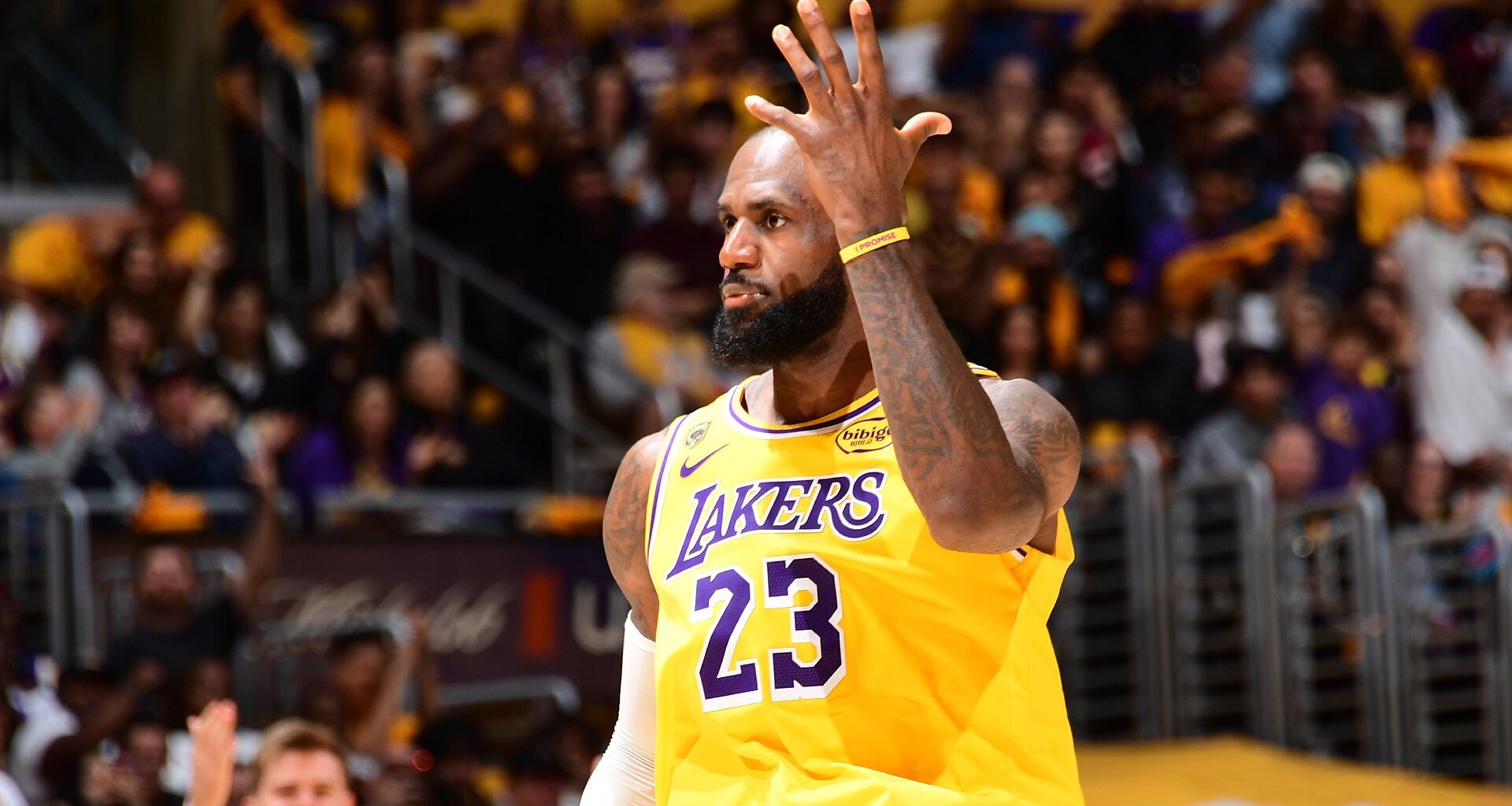 4 takeaways: LeBron James defies age as Lakers limit Kevin Durant to take 2-0 lead