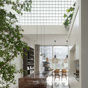 Light House / Studioninedots - Interior Photography, Glass, Chair