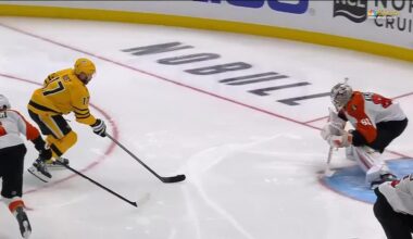Vladar robs Rust | NHL.com