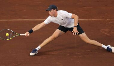 Alex Michelsen breaks clay-court drought with Houston win | ATP Tour