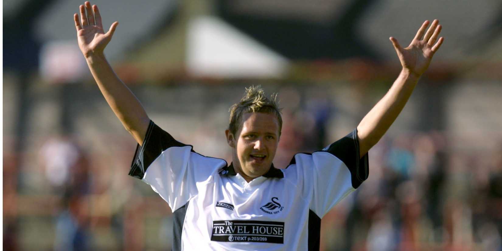 Lee Trundle celebrates a goal for Swansea