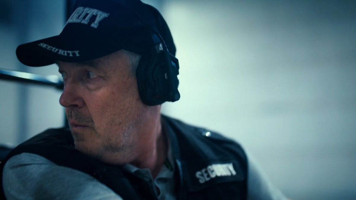 Neil Crompton stars in security guard cameo alongside Chaz Mostert and Ryan Wood