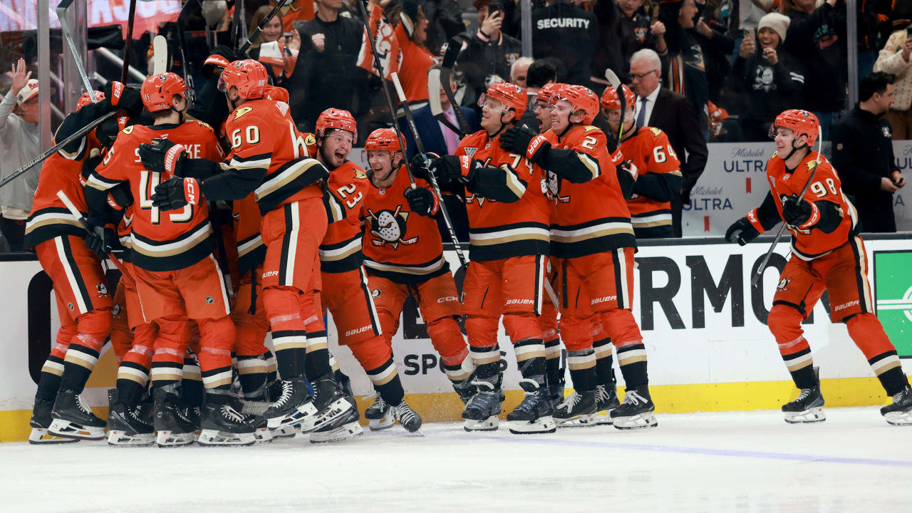 Ducks rally to win Game 4 in OT, push Oilers to brink in West 1st Round