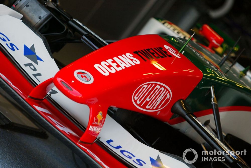 Oceans Twelve livery on the Jaguar R5