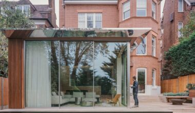 Panoramic House by Mata Architects