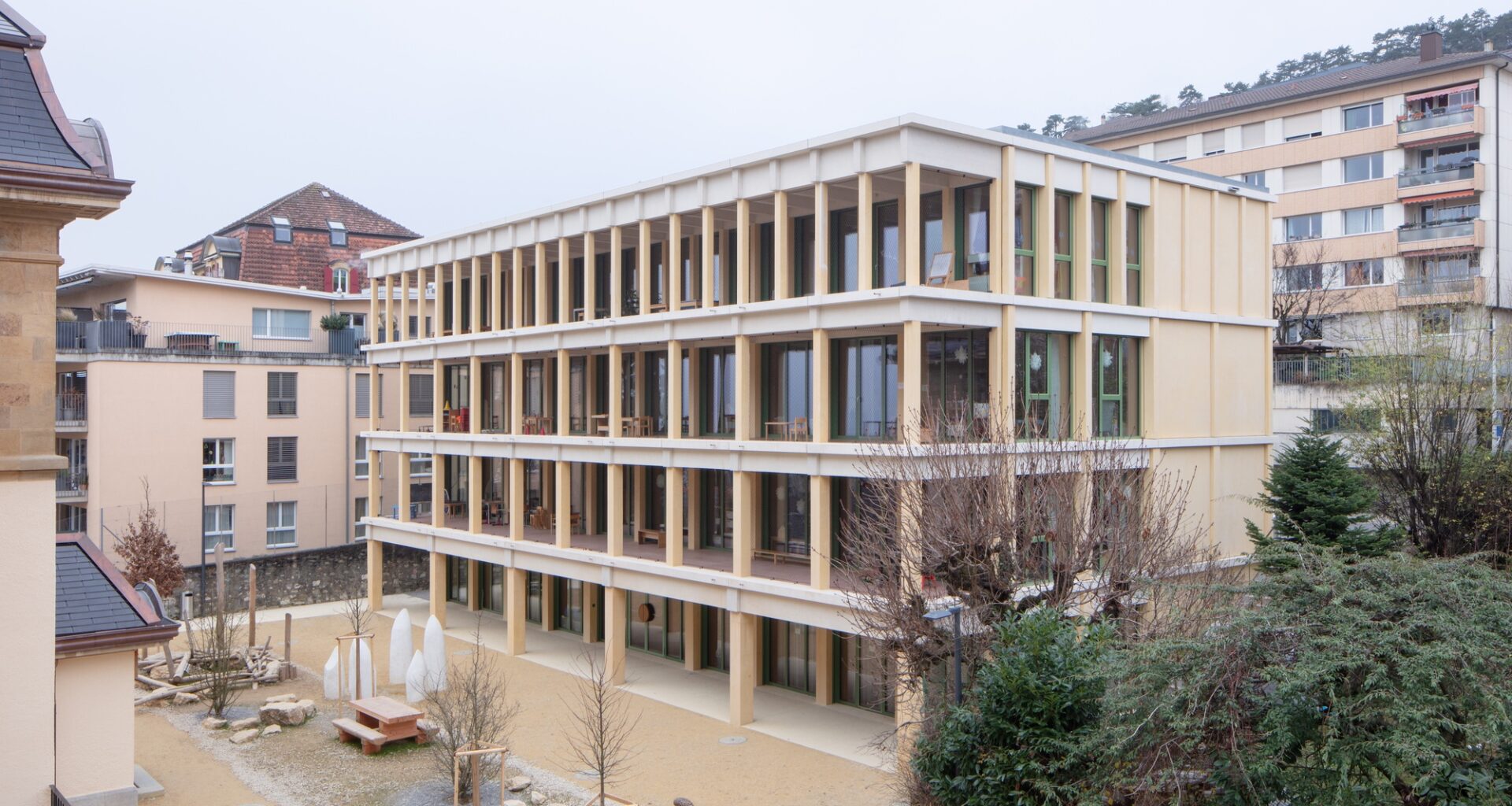Collège des Parcs School Extension and two Sport Halls / Stoa architectes