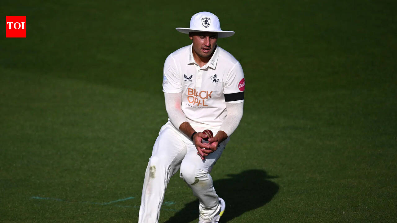 South African cricketer under investigation after walking out of final to catch UK flight | Cricket News