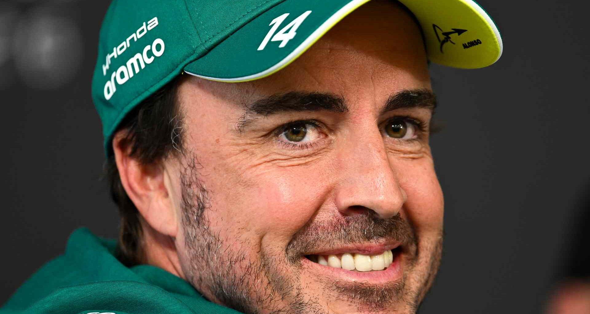 Fernando Alonso, Aston Martin, Bahrain International Circuit, 2026 pre-season test
