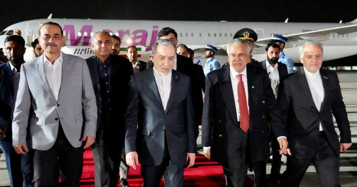 Iran’s foreign minister leaves Pakistan, heads to Russia for more talks | US-Israel war on Iran News