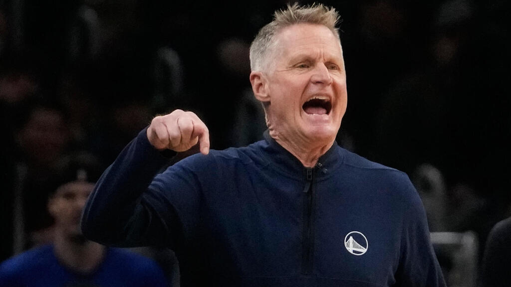 Golden State Warriors' coach Steve Kerr (Photo: Charles Krupa/AP) קר