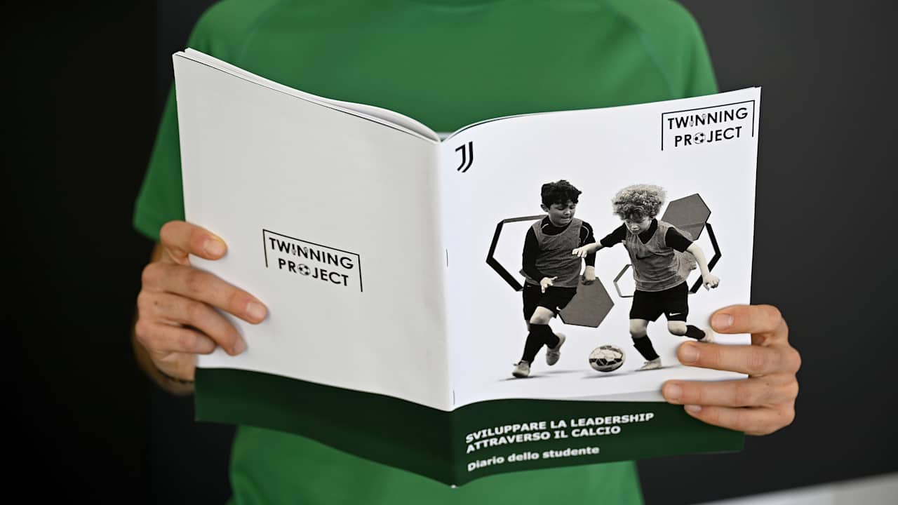 Juventus and Twinning Project join forces for an educational program through football