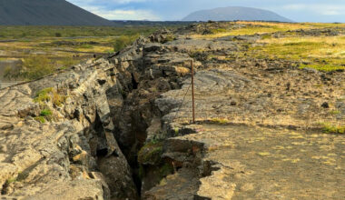 Earth’s Hidden Conveyor: How Tectonics May Lift Ancient Microbes Back to Life