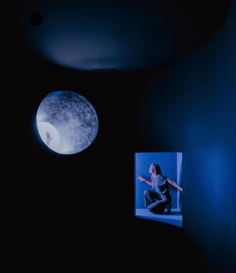 light and sound transform tubular office into an immersive relax room - 5