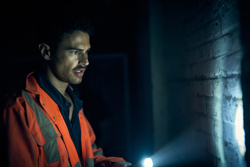 Theo James, Fuze theo james, fuze
