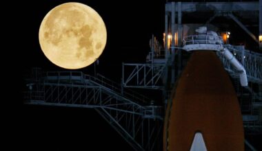 NASA Makes Final Preparations For Launch Of Space Shuttle Discovery