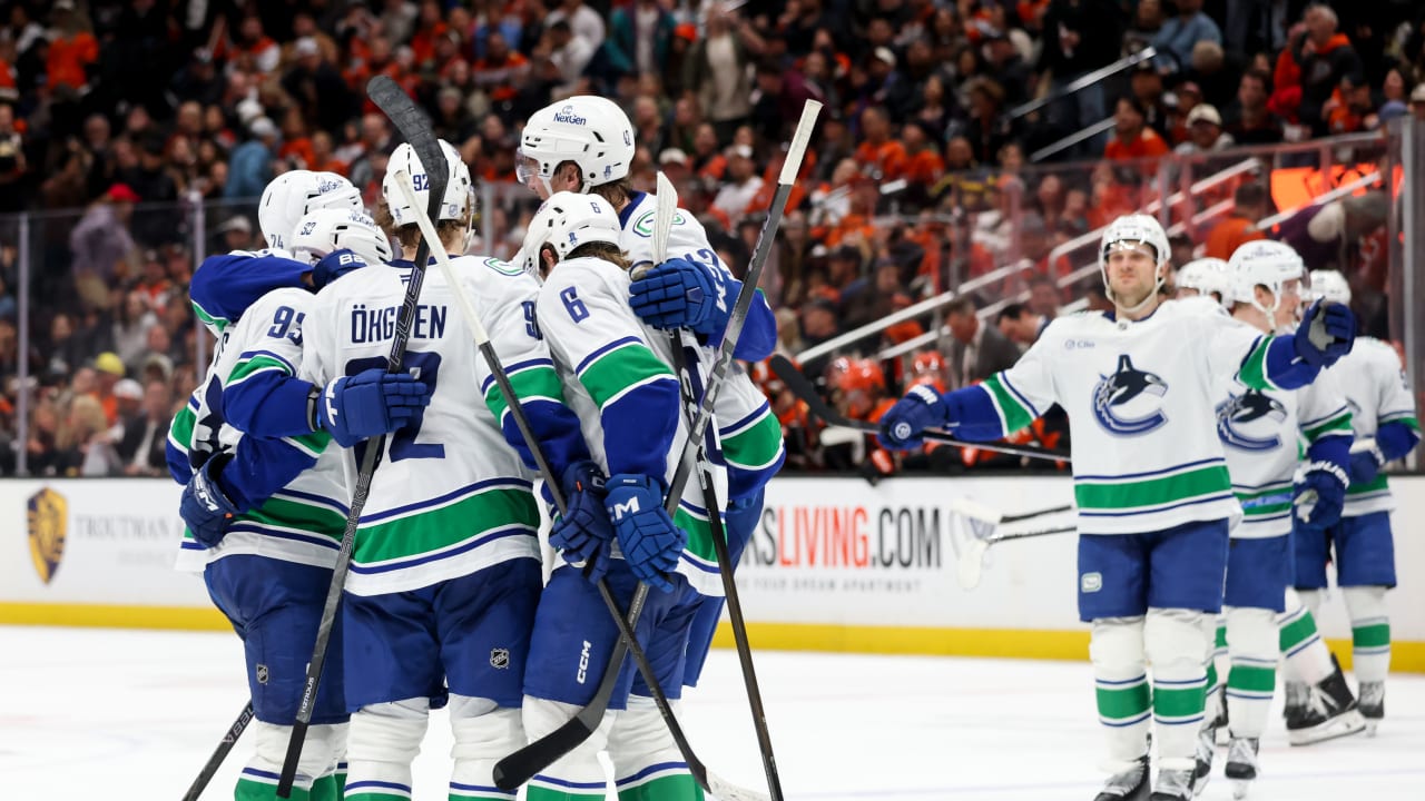 Rossi one-times OT winner | NHL.com