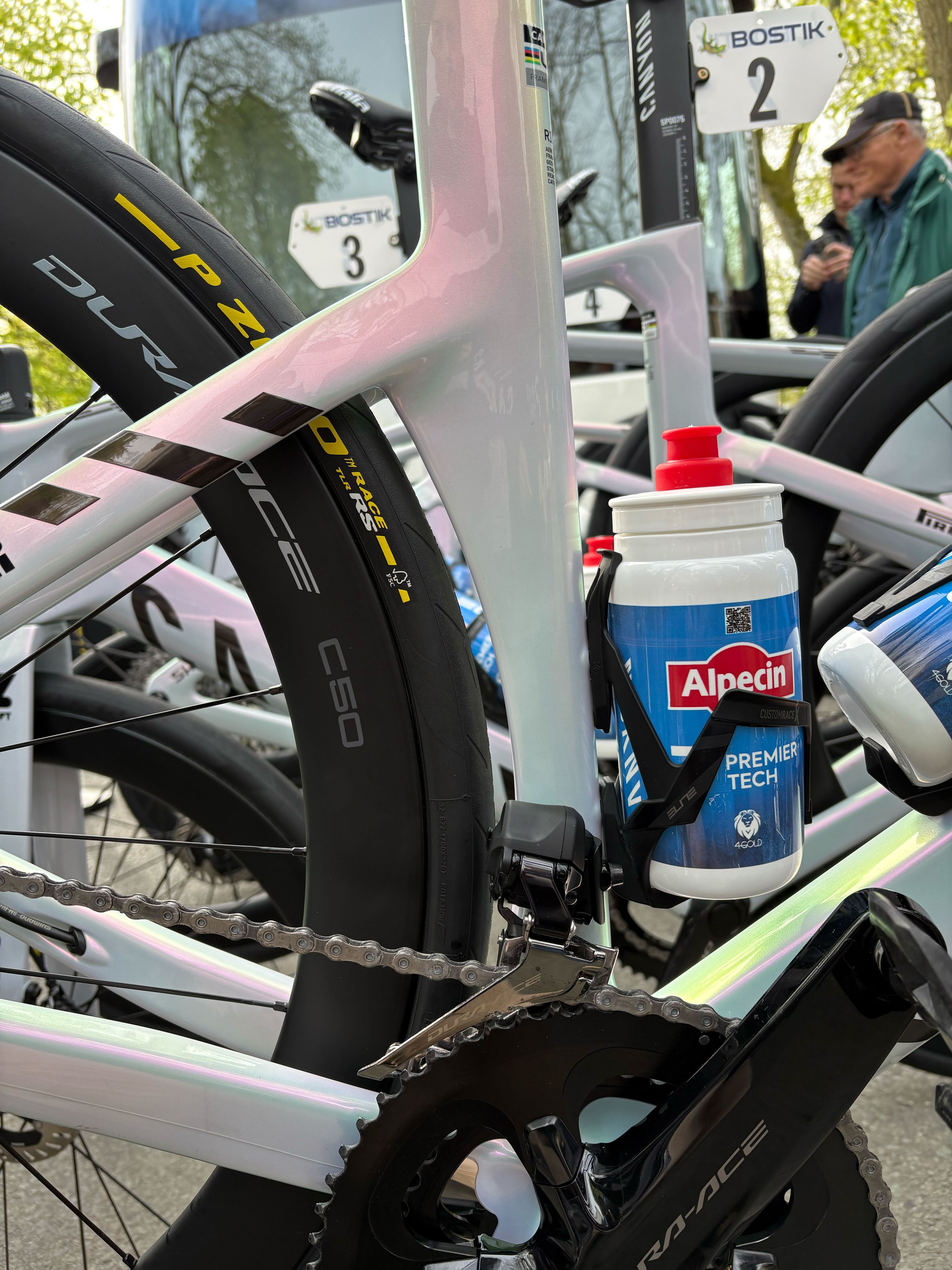 Mathieu van der Poel's Canyon Aeroad for Paris-Roubaix