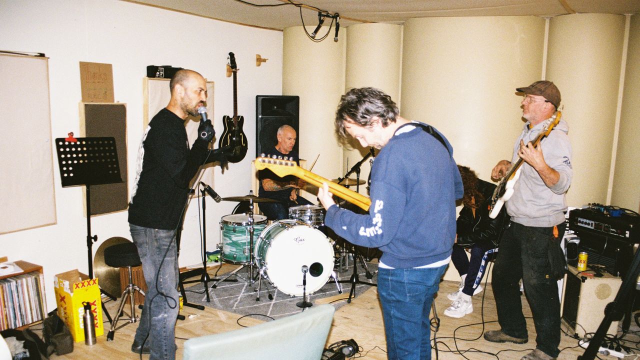 Listen to Eddy Current Suppression Ring’s Surprise New Album