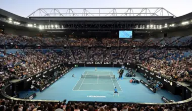 FILE PHOTO: Tennis - Australian Open - Melbourne Park, Melbourne, Australia - January 22, 2022  General view of the stadium during the third round match between Australia's Alex de Minaur and Spain's Pablo Andujar REUTERS/Morgan Sette/File Photo