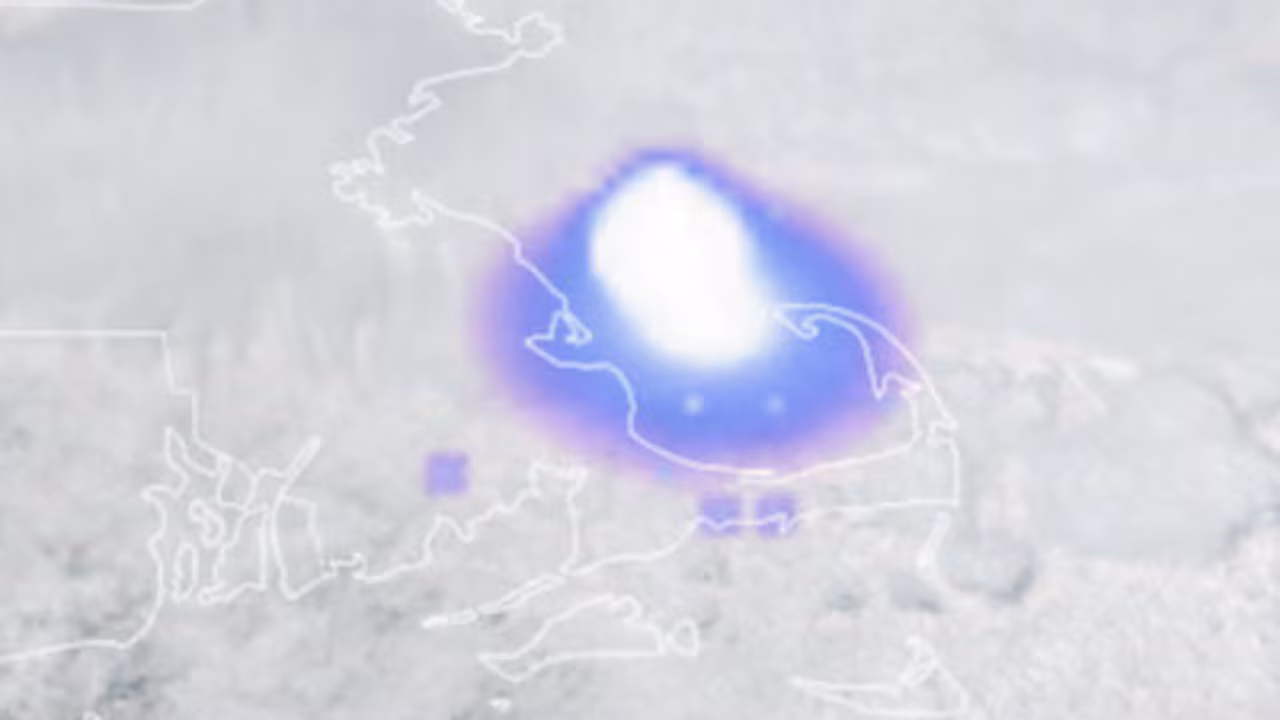 Meteor hurtling towards Earth explodes over the United States