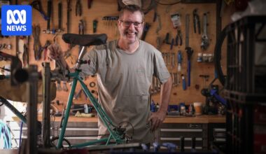 E-bike sales surge 300 per cent in Darwin as more people ditch cars and costly fuel