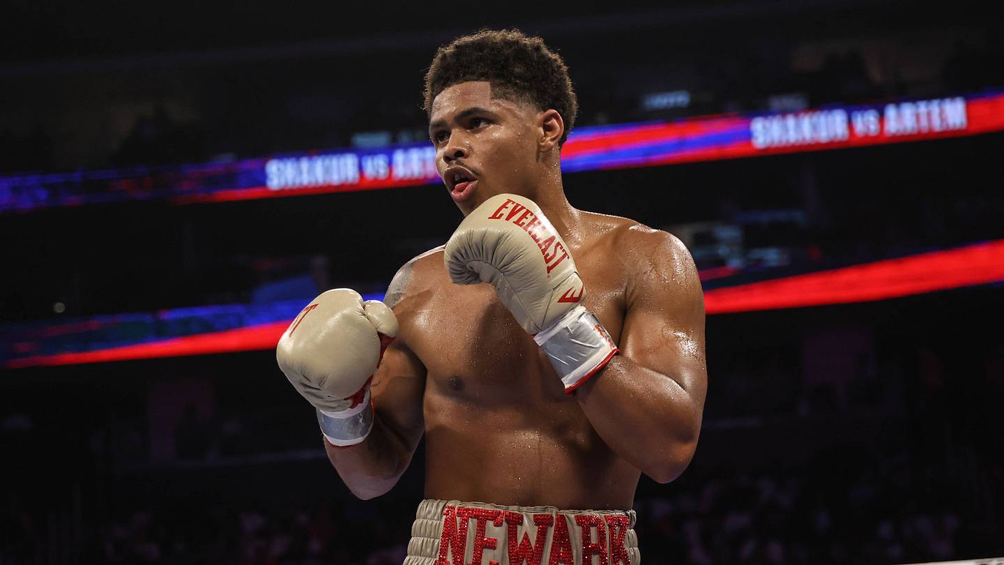 Angry Shakur Stevenson Confronts O'Shaquie Foster After Raymond Ford Title Loss