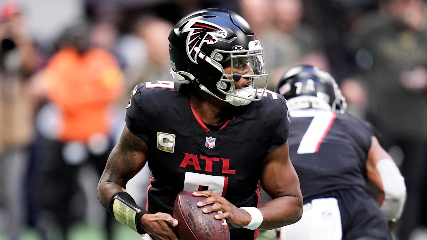 One Question Each Offensive Position For the Falcons Faces This Summer